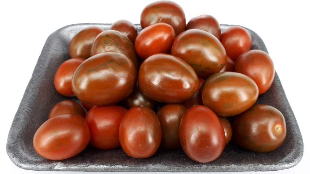 Growing Kumato Tomatoes From Seeds (A Step-by-step Guide)