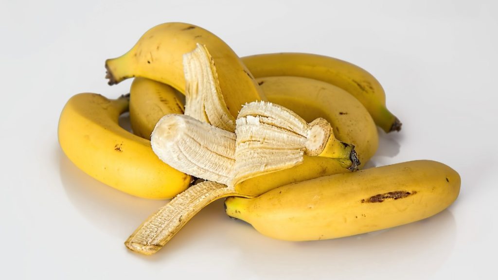 Which Fruit Has No Seed and No Outer Cover?