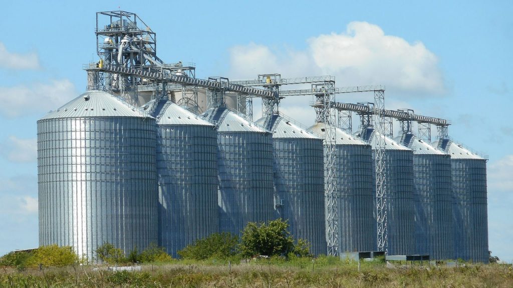 Why Are Grain Silos Round And Tall?