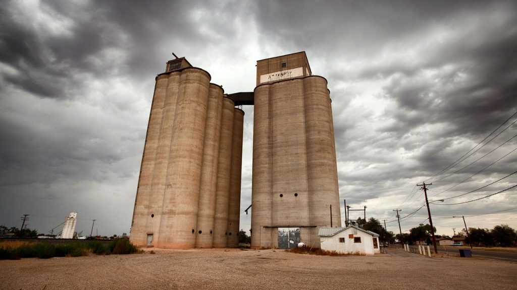 Why Are Grain Silos Round And Tall?