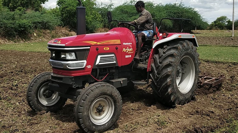 Kubota vs. Mahindra: Which Tractor Brand is Better?