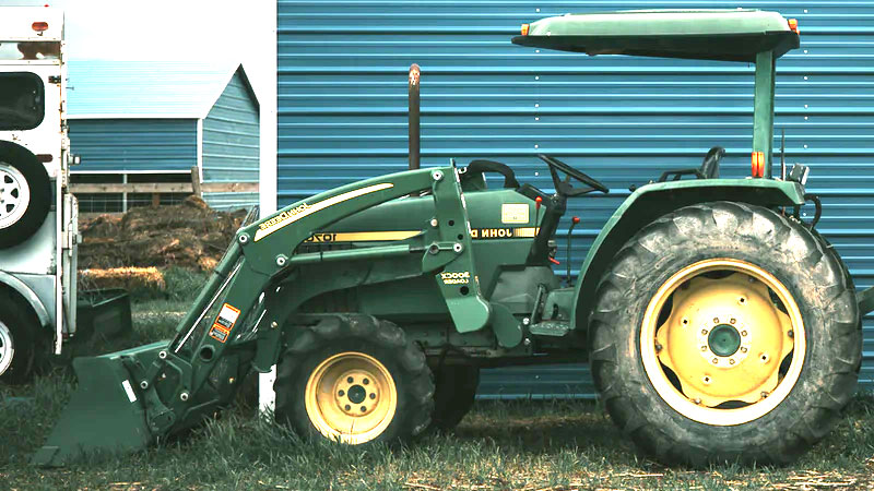 What Loader Fits My Tractor? Find out Here 