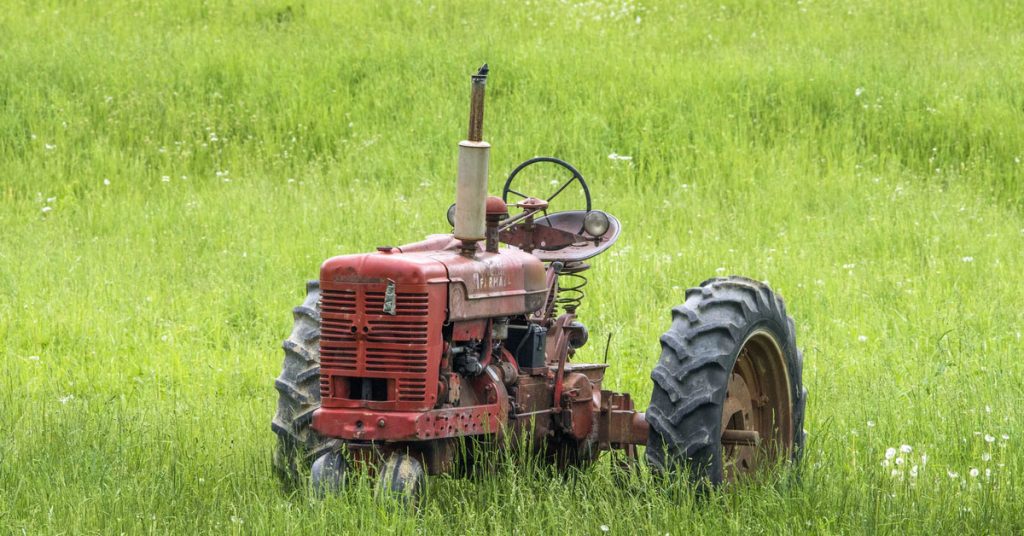 10 Farm Tractor Salvage Yards in Iowa (2021)