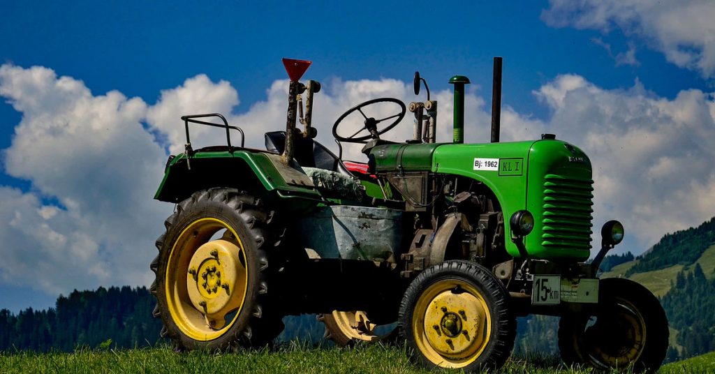 10 Farm Tractor Salvage Yards in Minnesota (2021)