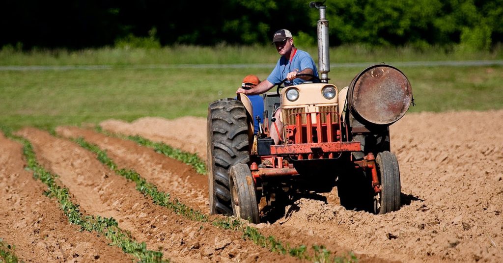 10 Farm Tractor Salvage Yards in Pennsylvania (2021)