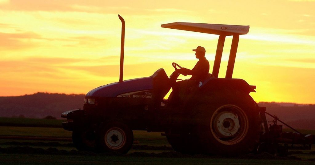10 Farm Tractor Salvage Yards in Kentucky (2021)